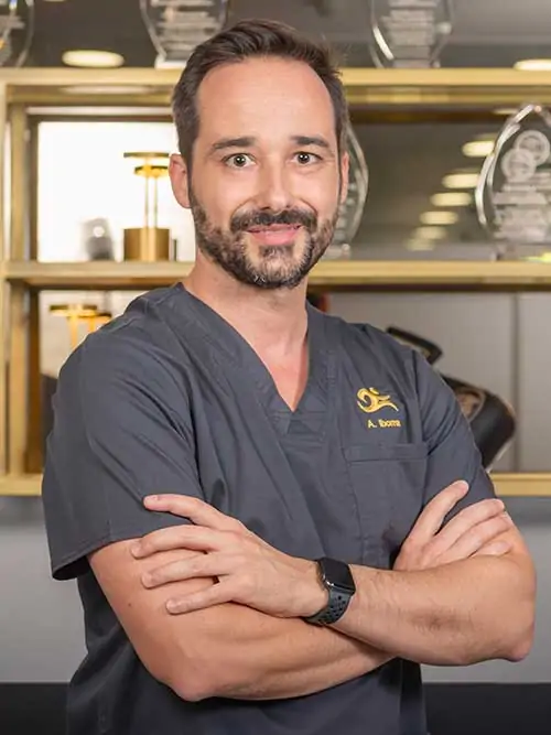 dr alvaro iborra, especialista en podología y cirugía pie y tobillo